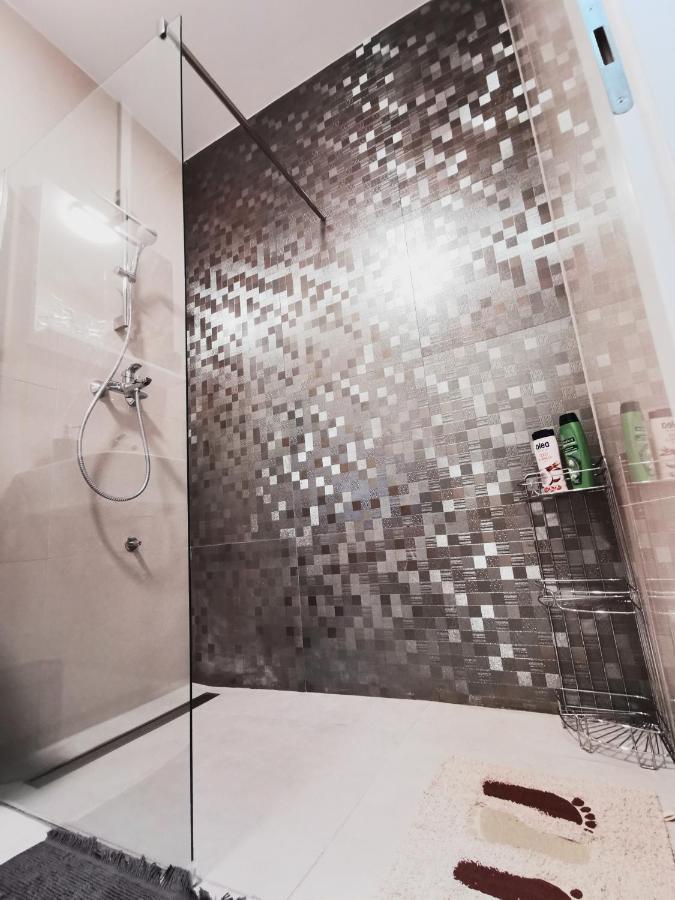 Apartman Angel Όσιγιεκ Εξωτερικό φωτογραφία