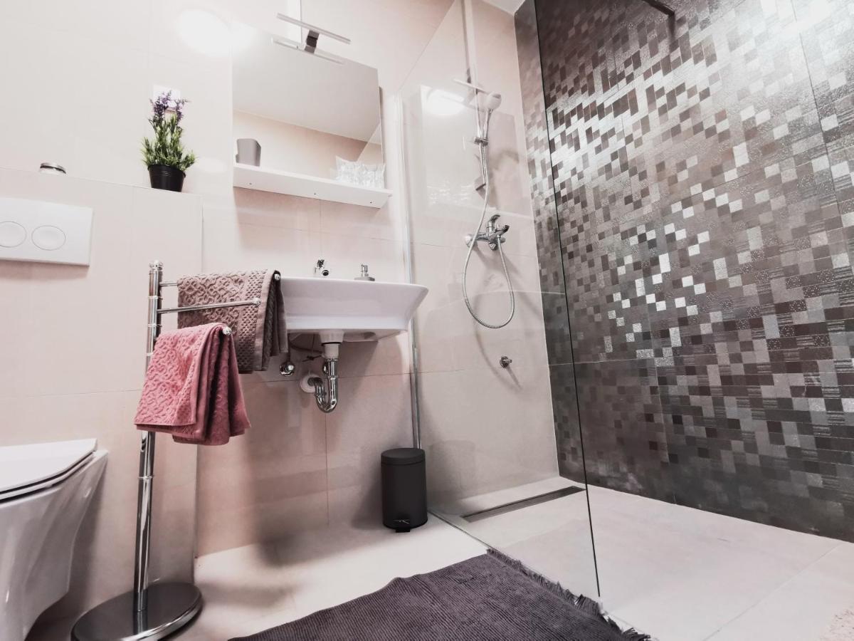 Apartman Angel Όσιγιεκ Εξωτερικό φωτογραφία