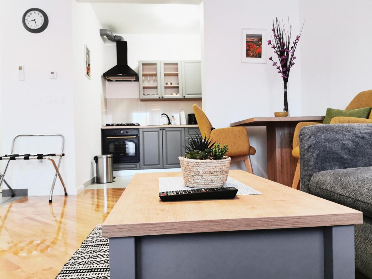 Apartman Angel Όσιγιεκ Εξωτερικό φωτογραφία