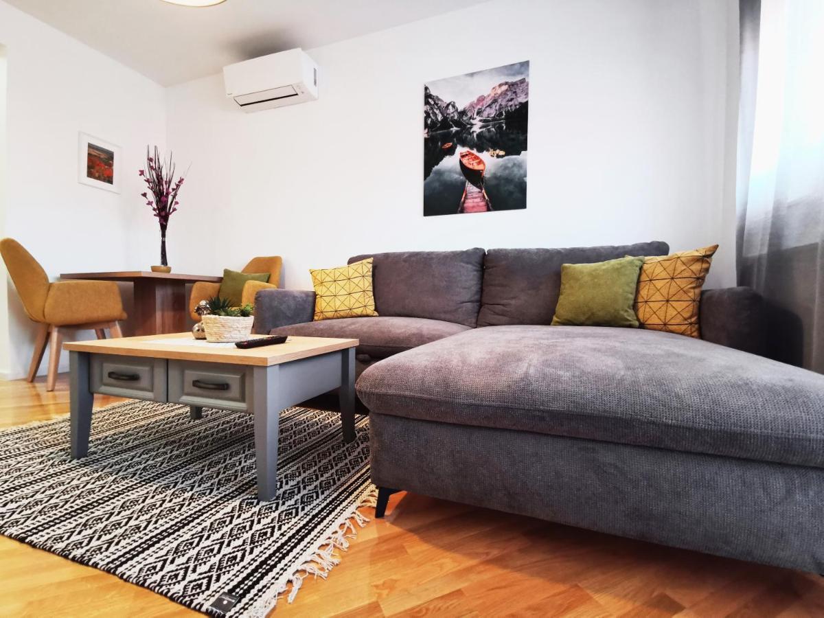 Apartman Angel Όσιγιεκ Εξωτερικό φωτογραφία